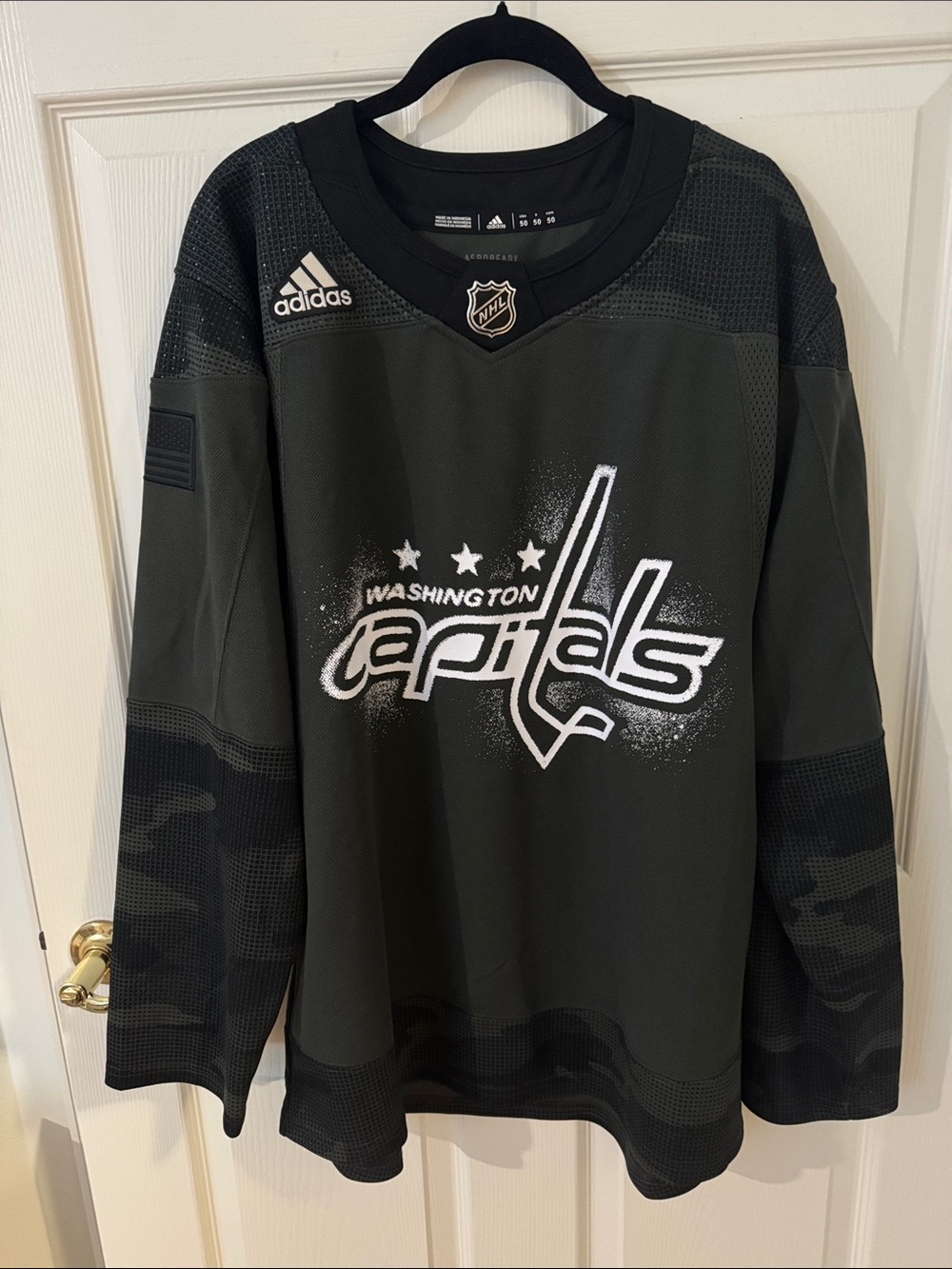 adidas Men’s Washington Capitals Black and White Crewneck Sweater